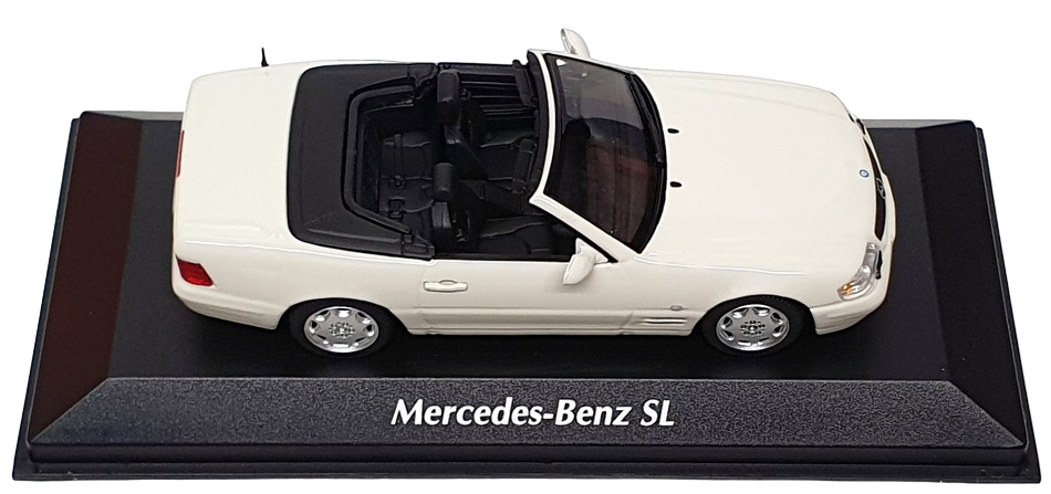 Maxichamps 1/43 Scale 940 033032 - 1999 Mercedes Benz SL - White