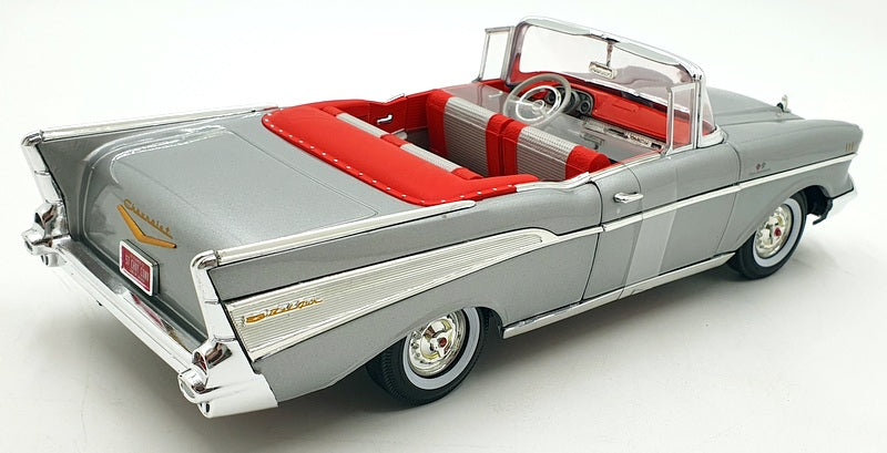 Auto World 1/18 Scale AW307/06 - 1957 Chevy Bel Air Convertible - Silver
