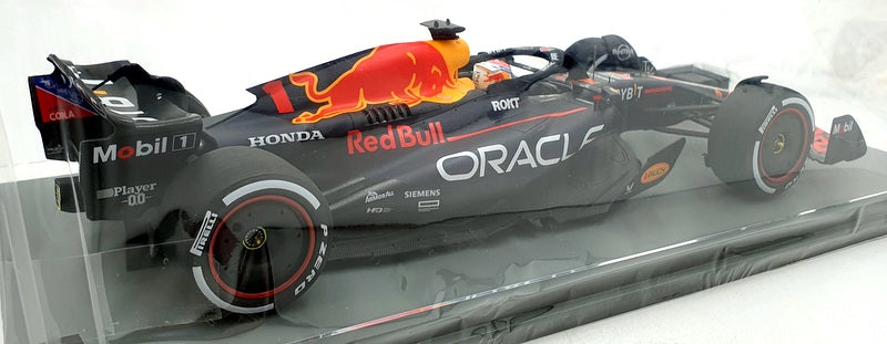 Spark 1/18 Scale 18S884 - Red Bull Racing RB19 Winner Bahrain 2023 Verstappen #1