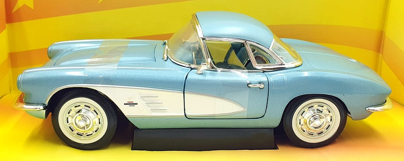 Ertl American Muscle 1/18 Scale Diecast 7834 1961 Chevrolet corvette Blue/White