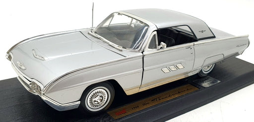 Anson 1/18 Scale Diecast 30344 - 1963 Ford Thunderbird - Silver