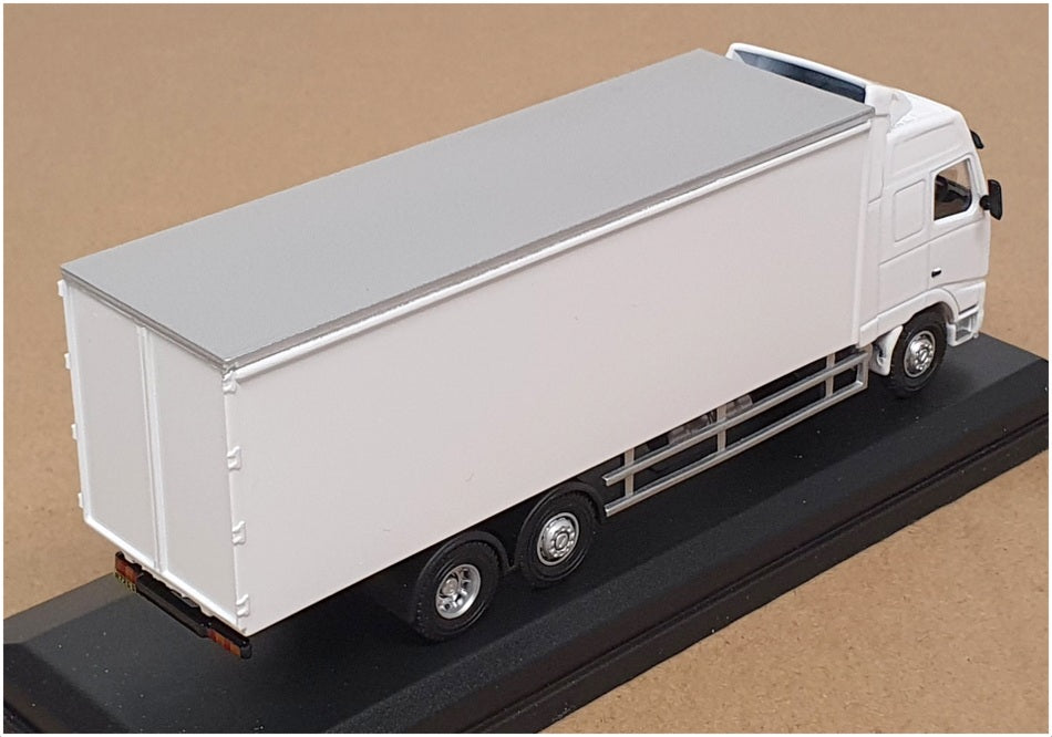Oxford Diecast 1/76 Scale 76VOL01BL - Volvo FH Box Lorry - White