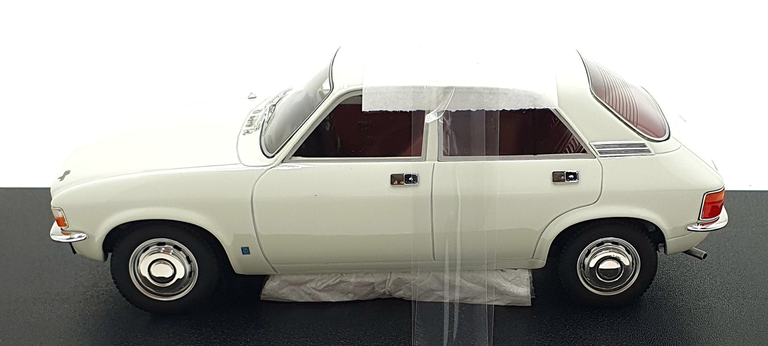 Cult 1/18 Scale Resin CML145-1 - 1973 Austin Allegro - Glacier White