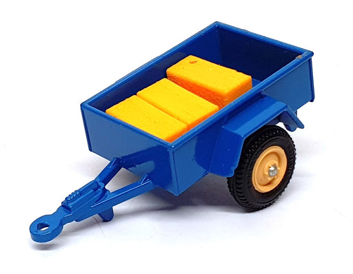Britains Farm 1/32 Scale 9551 - Mini Trailer With Bales - Blue
