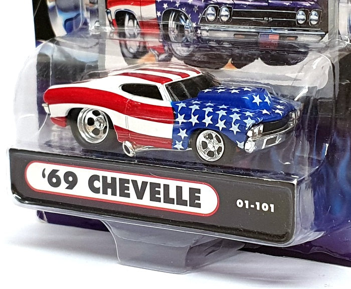 Muscle Machines 1/64 Scale 71151 01-101 1969 Chevrolet Chevelle Stars & Stripes