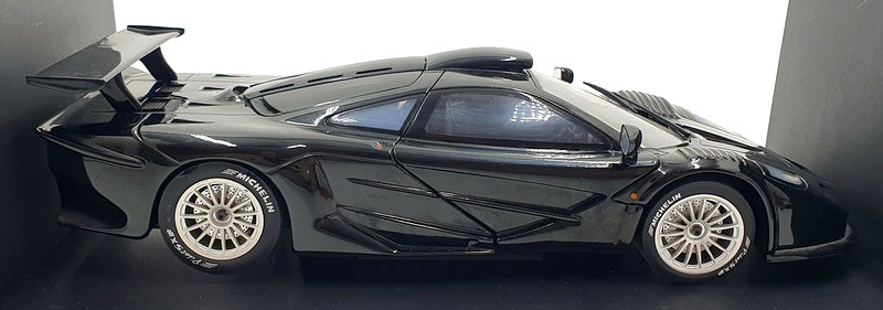 UT Models 1/18 Scale 26011 - Mclaren F1 GTR Road car 1997 - Black