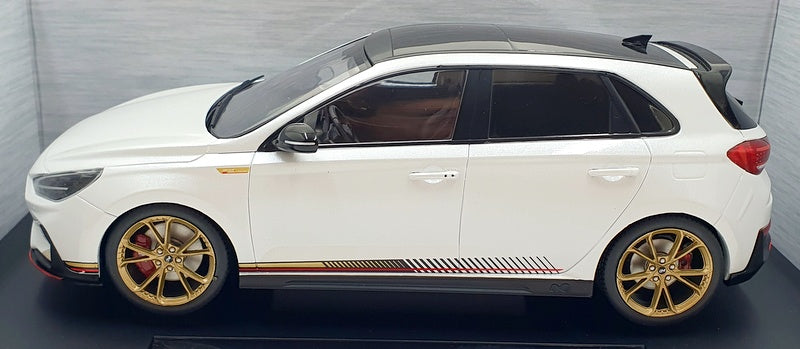 Model Car Group 1/18 Scale MCG18376 - Hyundai i30N - Atlas White
