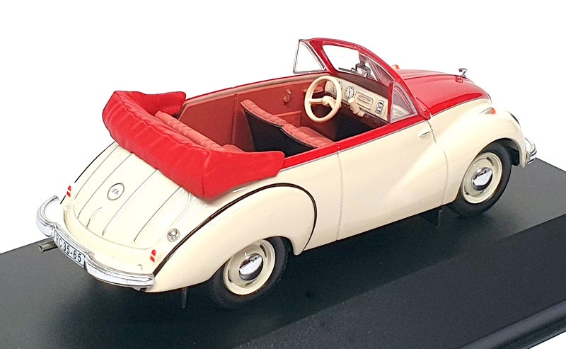 IST Models 1/43 Scale Diecast IST 019 - 1953 IFA F9 Cabrio - White/Red