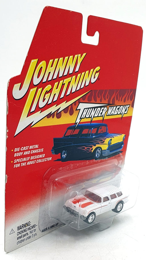 Johnny Lightning 1/64 Scale 993-01 - 1954 Corvette Nomad - White