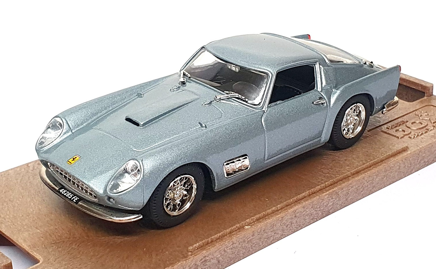 Box Model 1/43 Scale 8425 - Ferrari 250 TDF Stradale - Met. Lt. Blue
