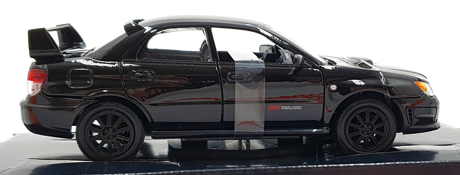 MotorMax 1/24 Scale Metal Model Car 73330 - Subaru Impreza WRX STi - Black