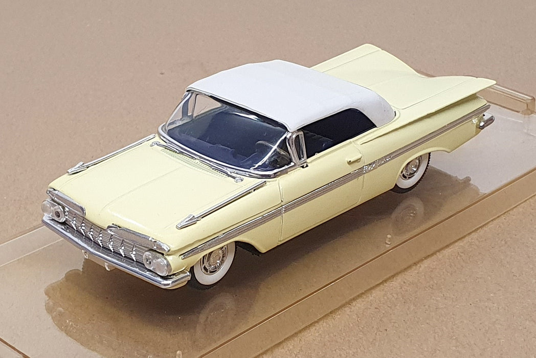 Vitesse 1/43 Scale 391 - 1960 Chevrolet Impala Closed Cabrio - Yellow/White