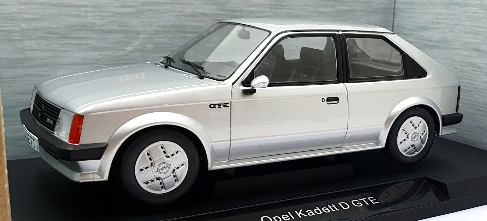 Model Car Group 1/18 Scale MCG18533 - Opel Kadett D GTE - Silver