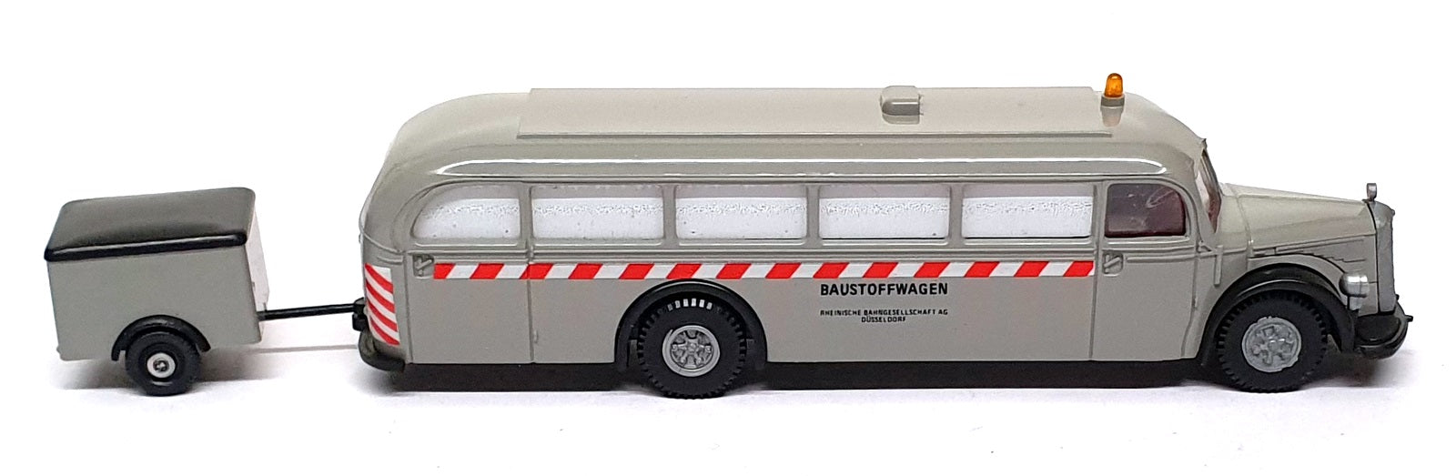 Brekina 1/87 Scale 5003 - Mercedes Benz O 5000 Baustoffwagen - Grey