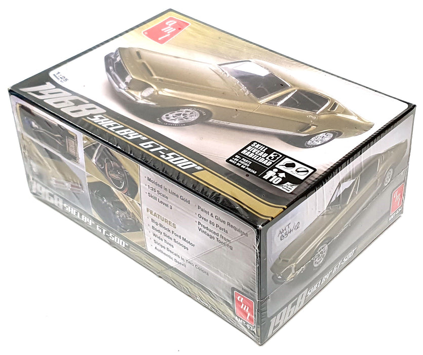 AMT 1/25 Scale Unbuilt Model Kit AMT634/12 - 1968 Shelby GT-500