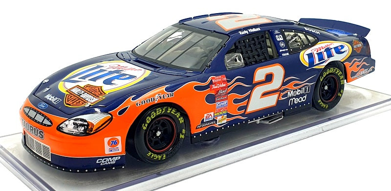 Action 1/24 Scale 102617 - Ford Taurus 2002 Miller Lite/Harley-Davidson #2 (Diecast)