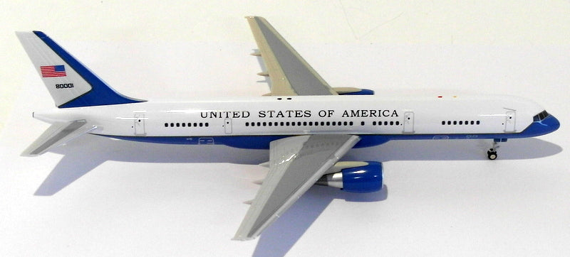 Schuco Starjets 1/200 Scale 355 7226 - Boeing 757-200 U.S.A. - 80001