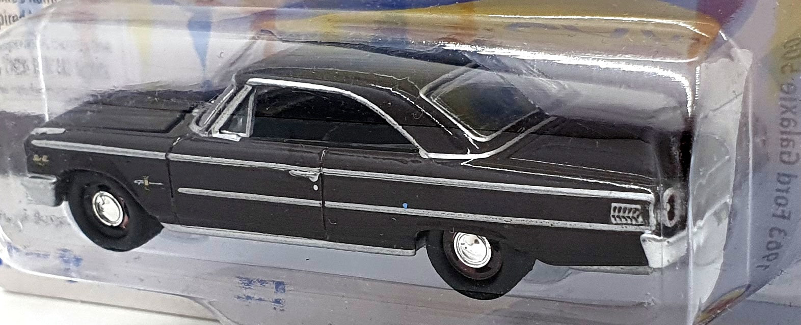Johnny Lightning 1/64 JLMC028 - 1963 Ford Galaxie - Heritage Burgundy Poly