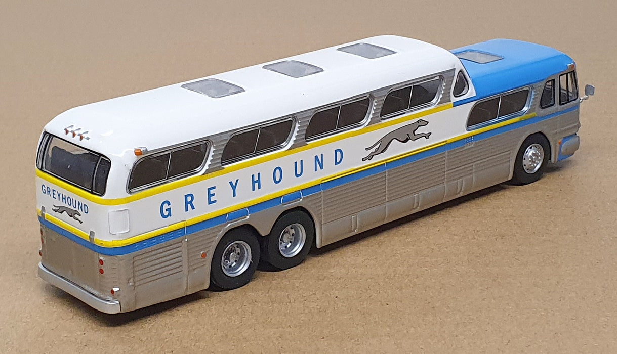 DeAgostini 1/72 Scale C005 - Greyhound Bus Coach  - Blue/White/Silver