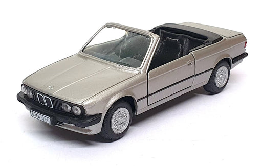 Gama 1/43 Scale Diecast 1110 - BMW 325i Cabriolet - Met. Grey