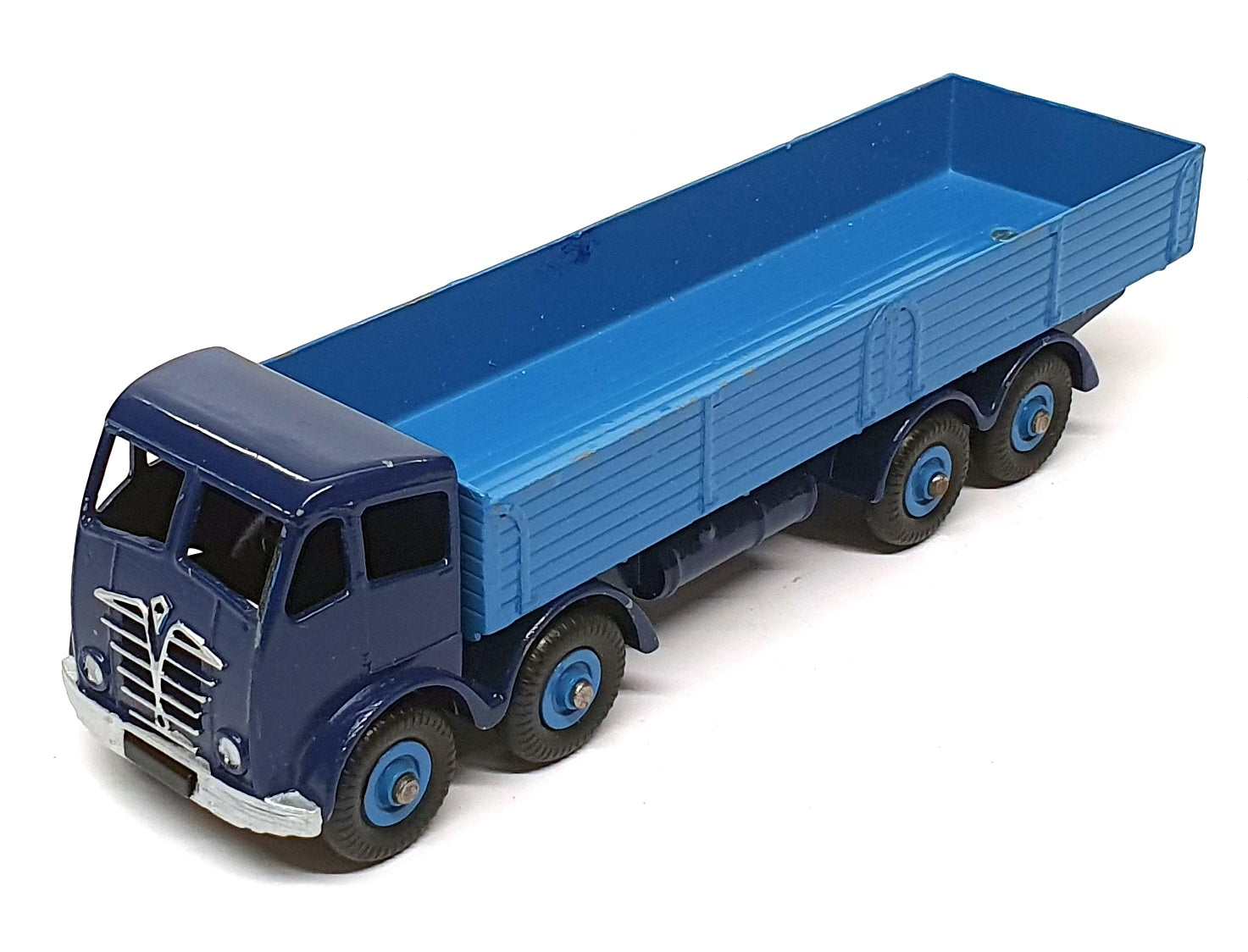 Dinky Toys 901 - Foden Diesel 8-Wheel Wagon - Dk. Blue/Blue REPAINT