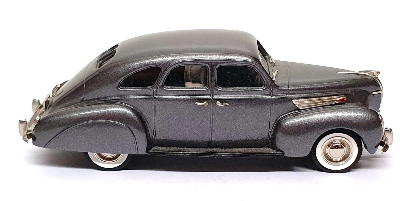 Brooklin Models 1/43 Scale BRK106 - 1938 Lincoln Zephyr - Met. Grey