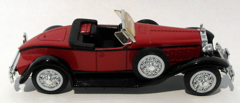 Ertl 1/43 Scale Diecast 2542 - 1930 Packard Boattail Speedster - Red Black