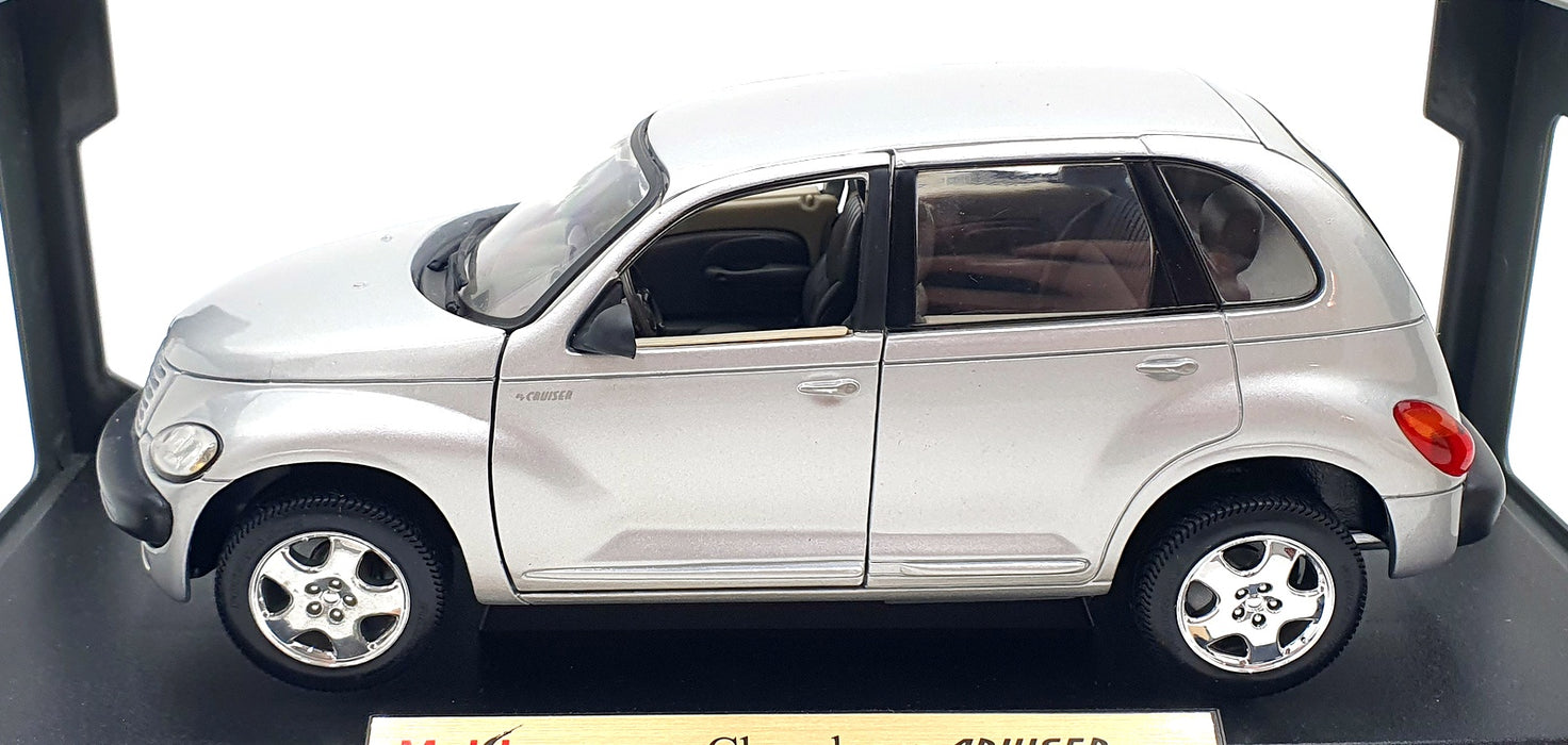 Maisto 1/18 Scale Diecast 31895 - Chrysler PT Cruiser - Silver 