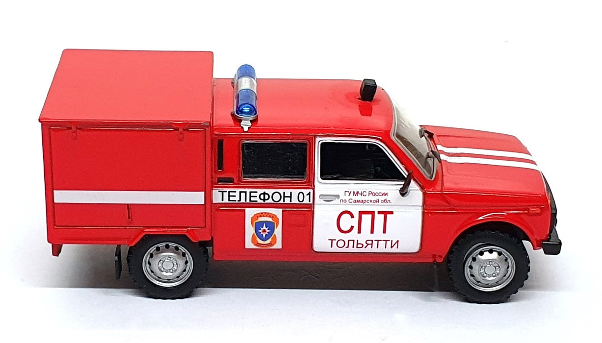 DeAgostini 1/43 Scale 7226Y - Russian VAZ VIS 294611 Emergency Truck - Red