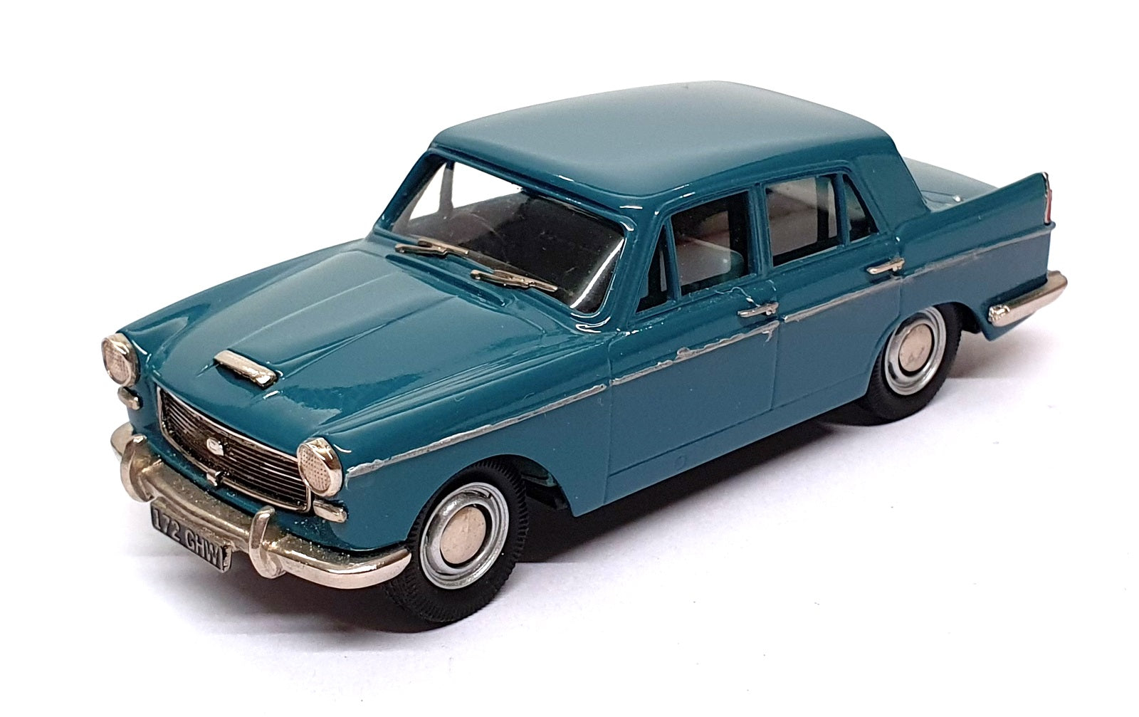 Lansdowne 1/43 Scale LDM6c - 1961 Austin A110 Westminster - Persian Blue
