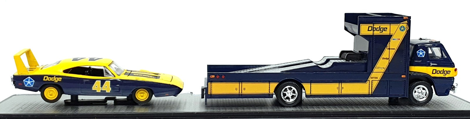 Castline M2 Machines 1/64 Scale R50 '66 Dodge L600 COE & '69 Daytona HEMI