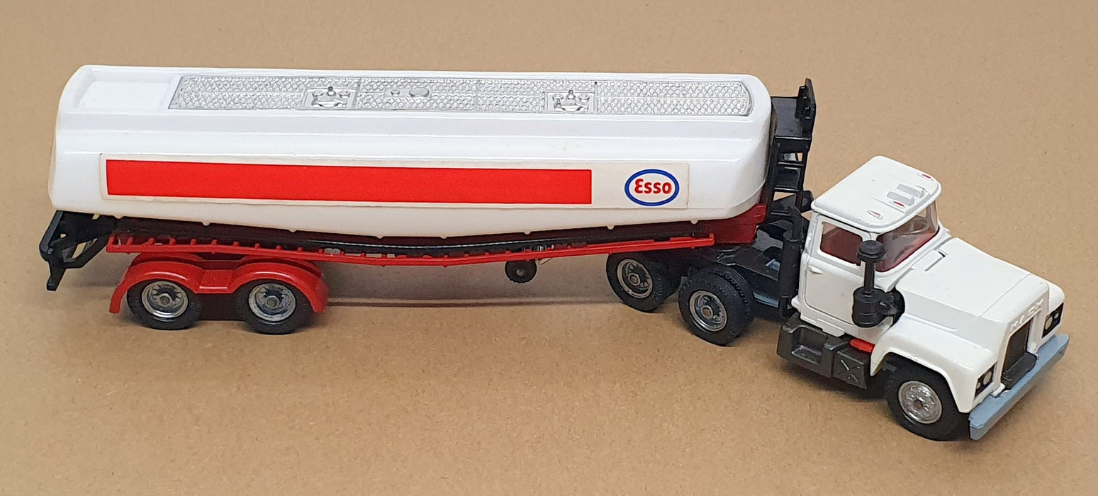 Corgi Original Diecast 1152 - Mack Truck Gloster Saro Artic Petrol Tanker - Esso