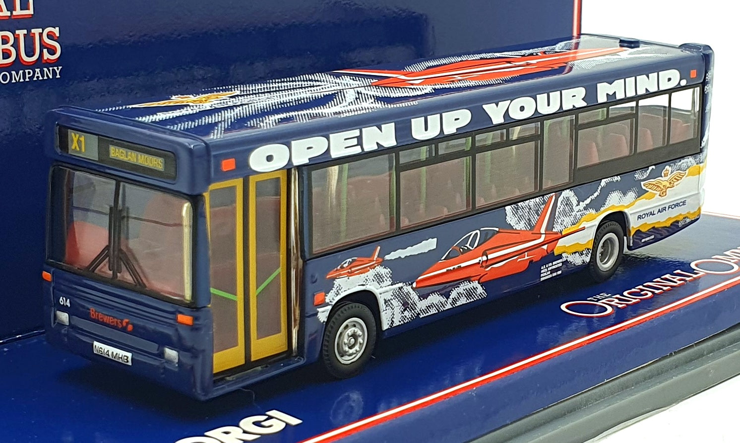 Corgi 1/76 Scale Diecast 42812 - Dennis Dart Brewers RAF / Red Arrows RX1
