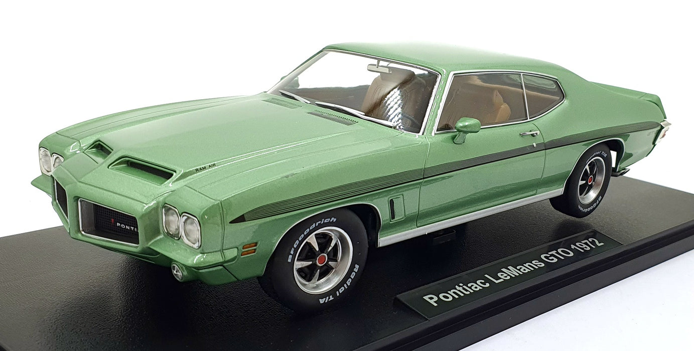 KK Scale 1/18 Scale Diecast KKDC181355 - 1972 Pontiac Le Mans GTO - Green