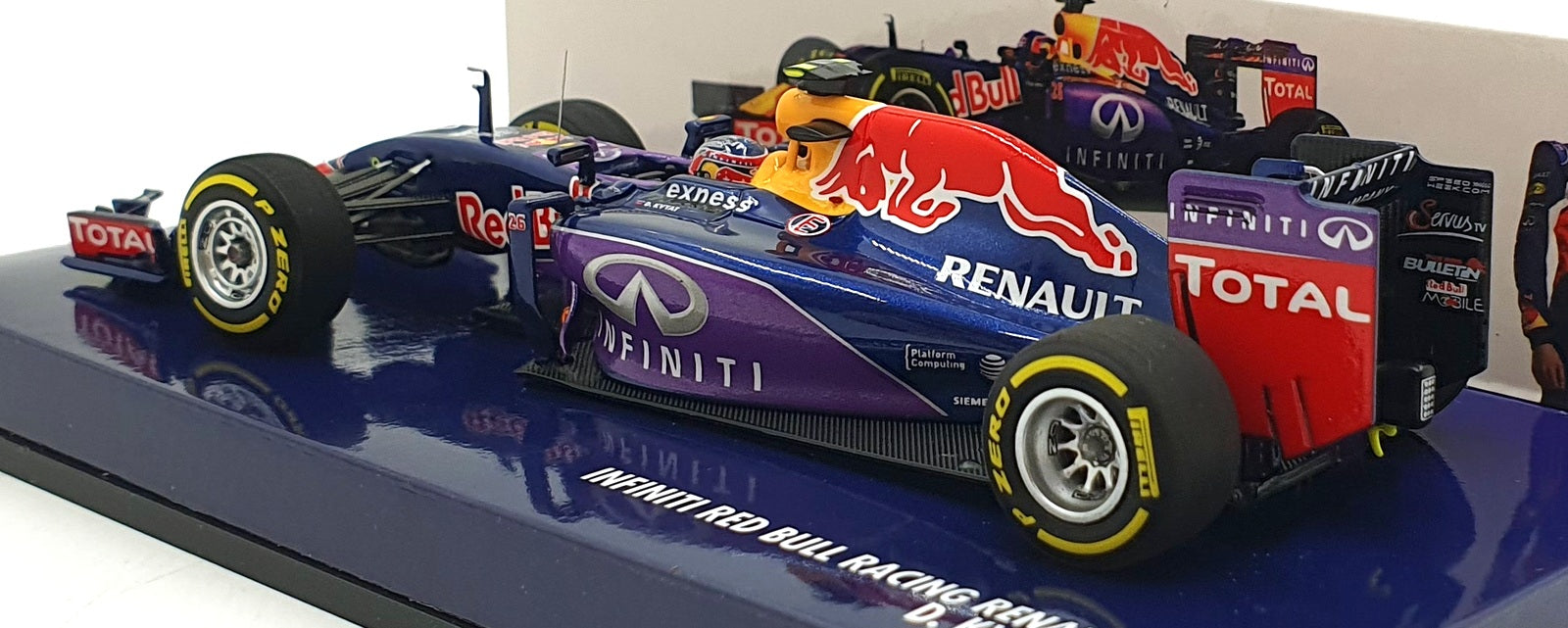 Minichamps 1/43 Scale 417 150026 Infiniti Red Bull Racing Renault RB11 #26 2015