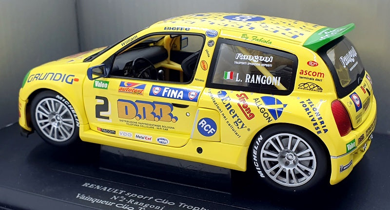 Universal Hobbies 1/18 Scale 4504 Renault Clio Sport Trophy #2 2000 Vainqueur