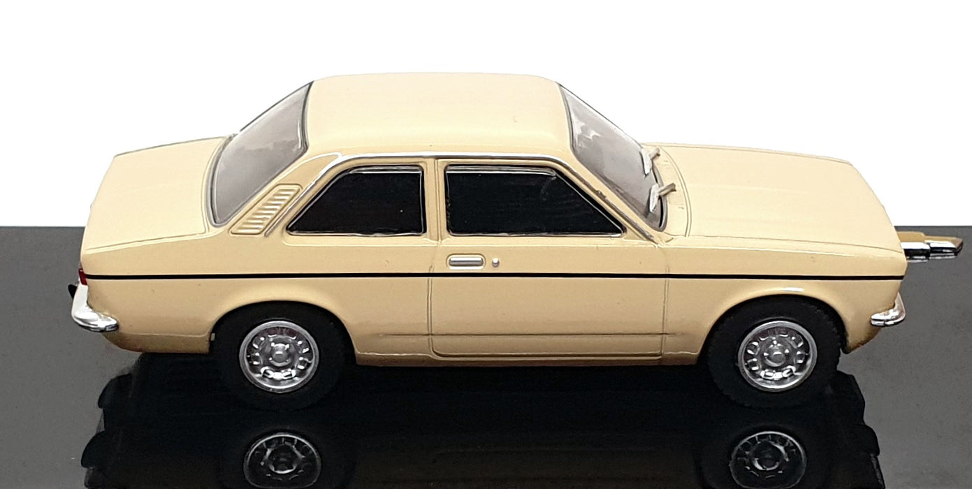 Altaya 1/43 Scale Diecast CC1286 - 1976 Chevrolet Chevette SL - Beige