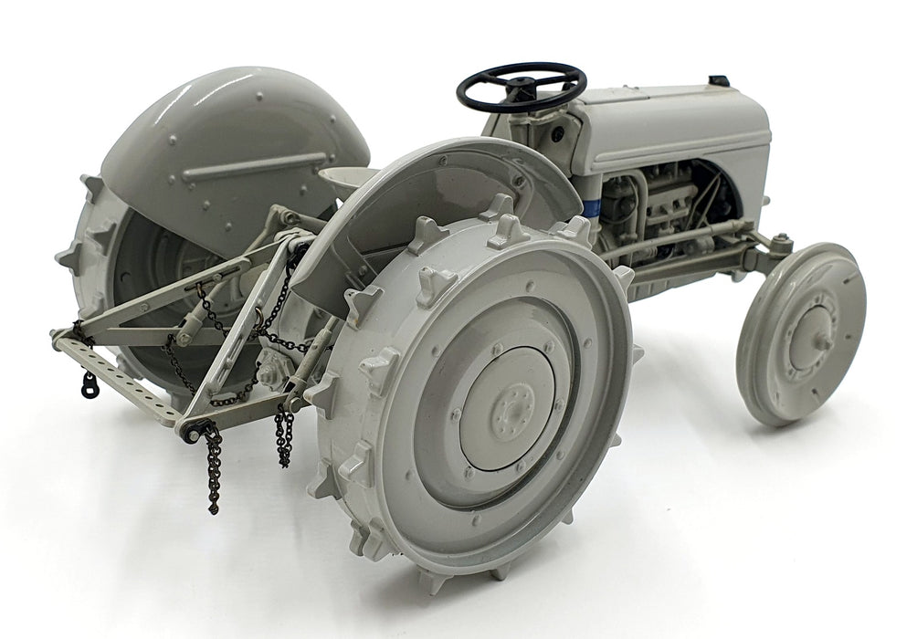 Ertl 1/16 Scale Diecast 354 - Ford 2N With Ferguson System - Grey