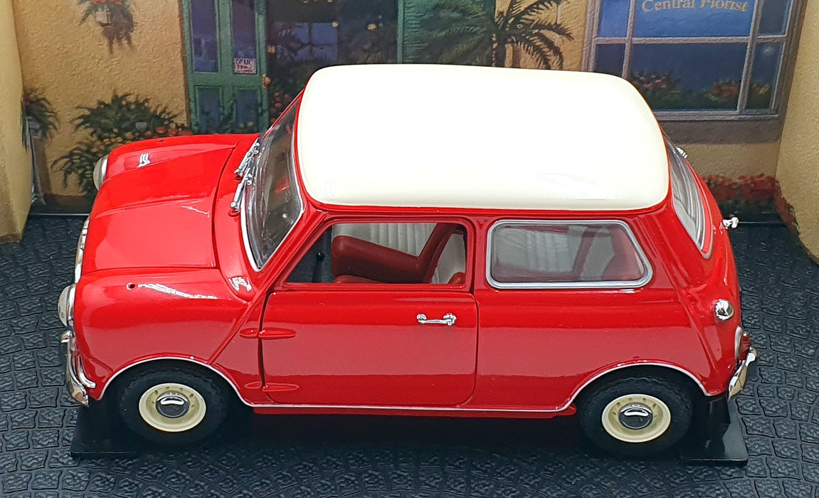 Kyosho 1/18 Scale Diecast 08101R - Morris Mini Cooper 1275 S - Red/White