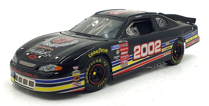 Action 1/24 Scale 400935 - Chevrolet Elite 2002 Pit Stop Practice Car NASCAR