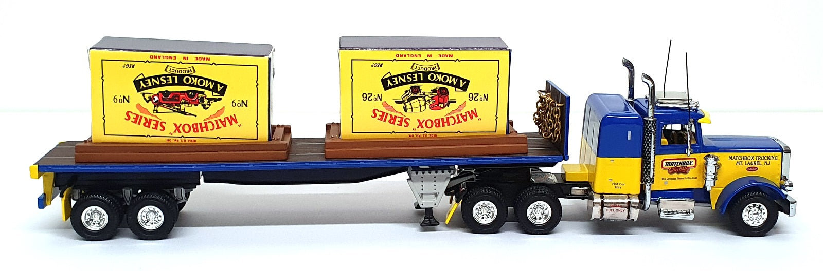 Matchbox Appx 30cm Long Diecast DYM92127 - Peterbilt Truck & Trailer
