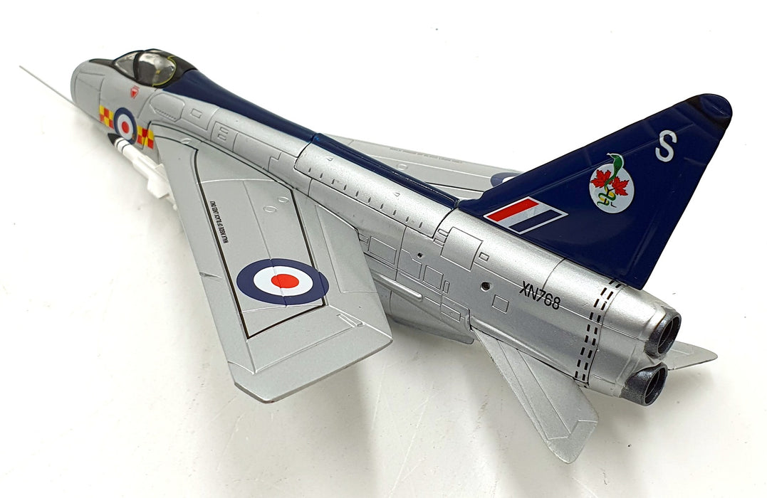 Corgi 1/72 Scale 49402 - EE Lighting F2 92 Sqn RAF Aerobatics Team