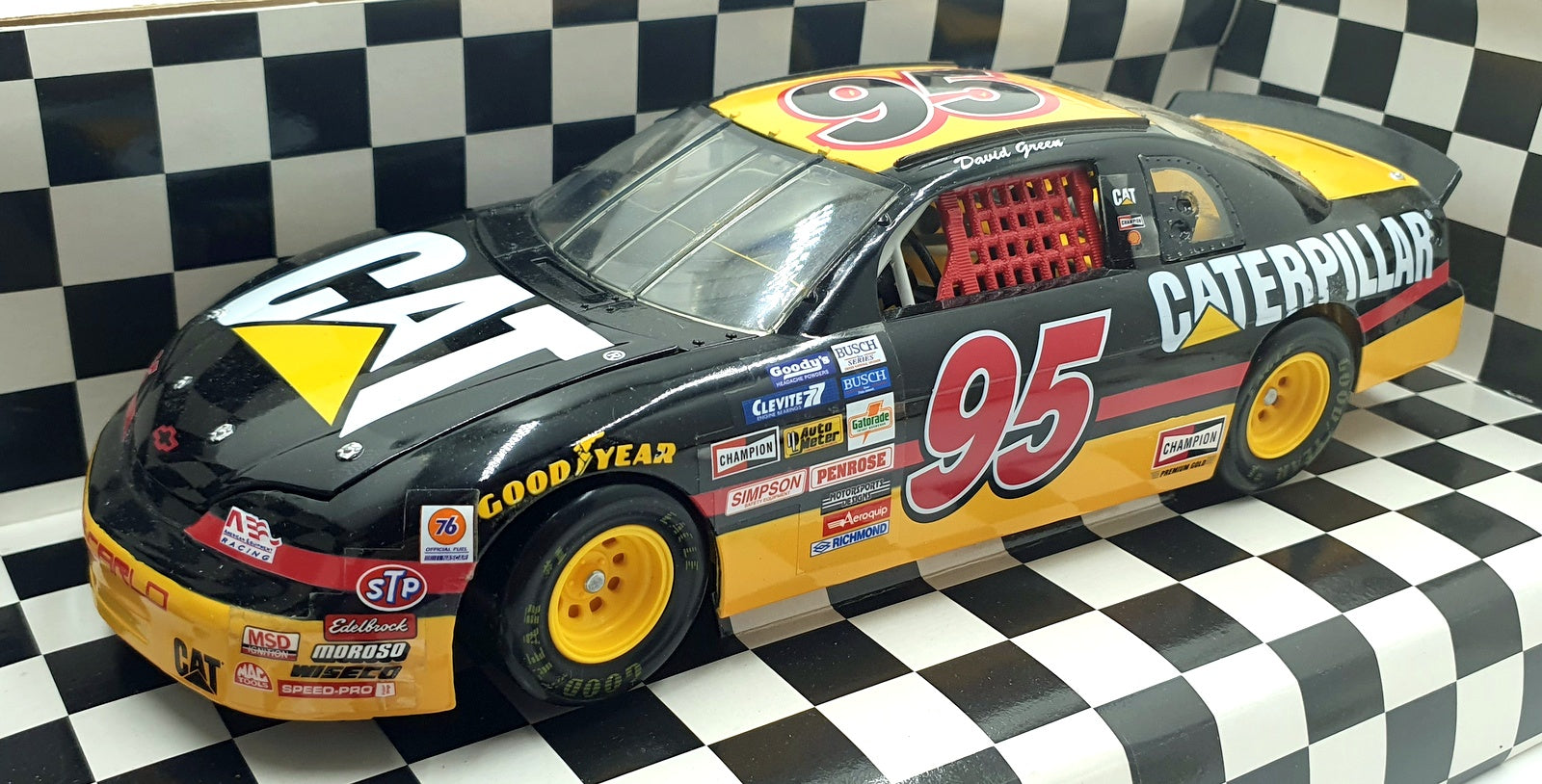 Ertl 1/18 Scale Diecast 7006 - Chevrolet Monte Carlo #95 Caterpillar D.Green