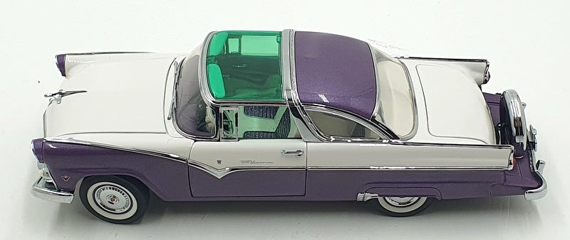 Franklin Mint 1/24 Scale B11Z032 - 1955 Ford Fairlane Crown Victoria 