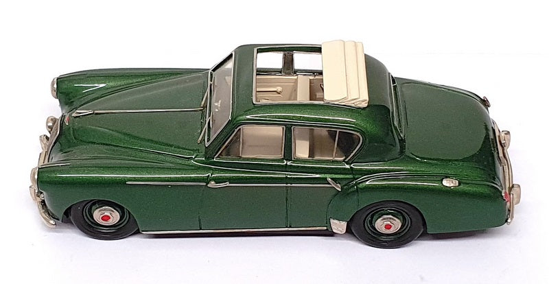 Four Wheel Models 1/43 Scale FWLG34 - 1954 Lagonda 3L 4Dr Saloon - Larch Green