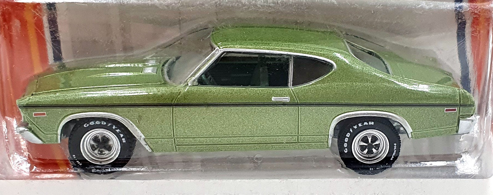 Greenlight 1/64 Scale 13090 - 1969 Chevrolet COPC Chevelle Car - Green