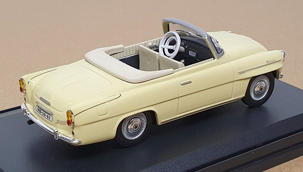 Abrex 1/43 Scale Diecast 143ABS703YA - Skoda Felicia - Pale Yellow