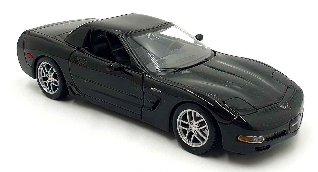 Maisto 1/18 Scale Diecast 12226P - 2001 Chevrolet Corvette - Black
