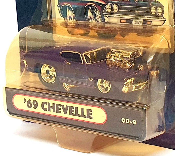 Muscle Machines 1/64 Scale 71161 00-9 - 1969 Chevrolet Chevelle - Purple