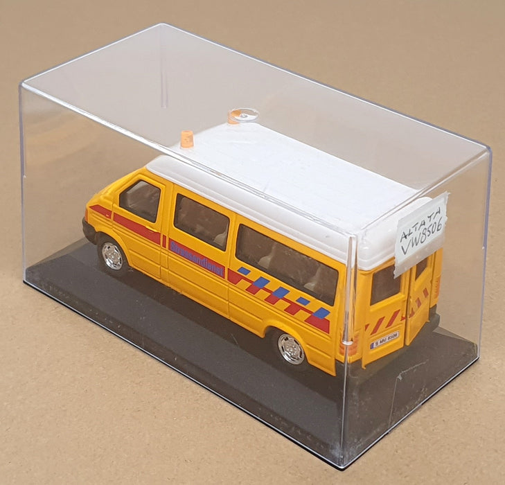 Altaya 1/43 Scale VW8506 - Volkswagen Minibus Strassendienst - Yellow/White
